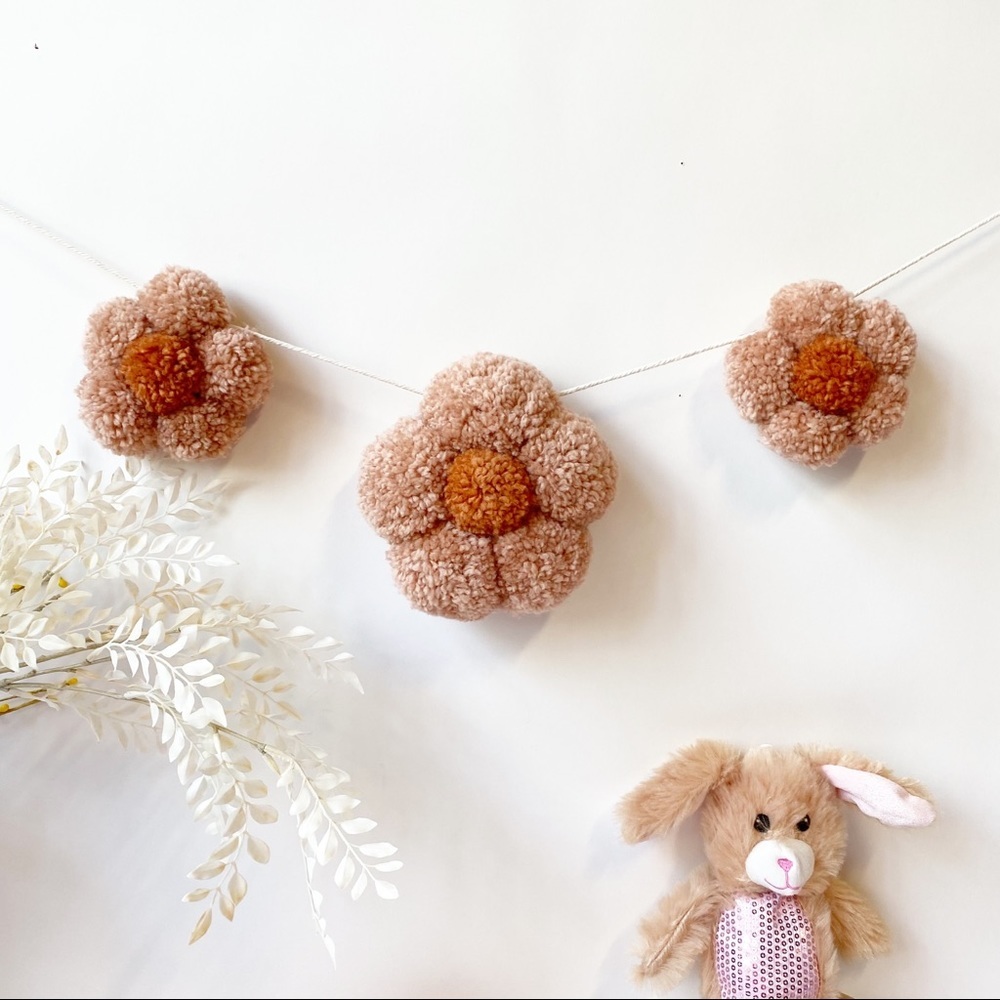 Daisy Pom Pom Garland Baby Shower Garland Decor Baby Room Decor Pastel Room
